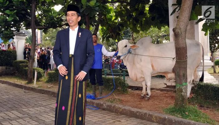 Presiden Jokowi Sholat Idul Adha 1444 H di Gedung Agung