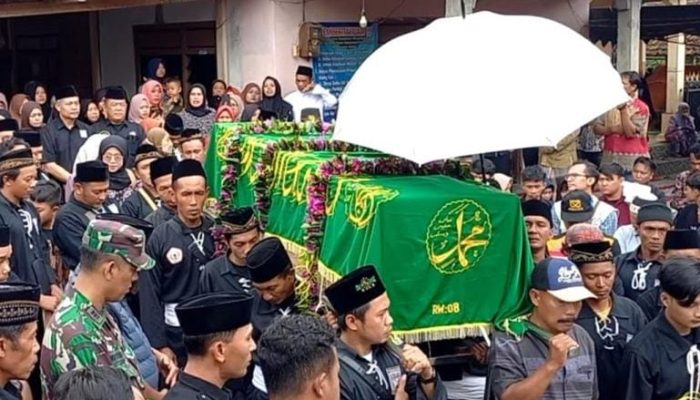 Pemakaman Korban Bentrokan Asal Trenggalek Diringi Ribuan Warga PSHT