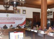 Pj Bupati Tulungagung Ikuti Asistensi Evaluasi Kinerja Dengan Irjen Kementerian Dalam Negeri