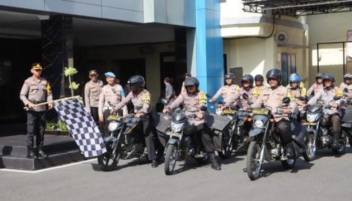 Polres Tulungagung Salurkan 1022 Paket Zakat Fitrah