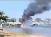 Sempat Viral , Jembatan Brawijaya Kediri Mendadak Terbakar