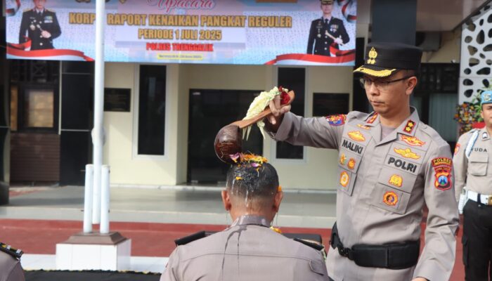 Puluhan Anggota Polres Trenggalek Naik Pangkat