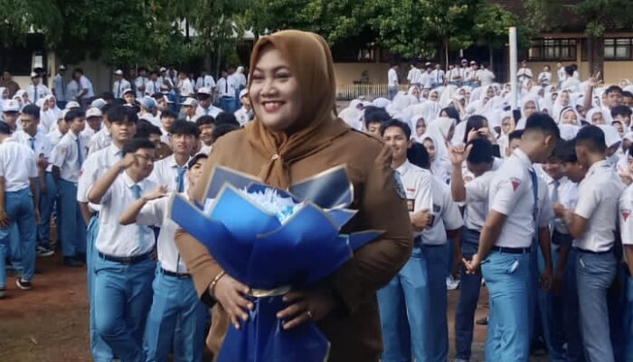 Ardi Susanti : Seniman, Sastrawan, dan Pendidik Berprestasi yang Menginspirasi