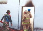 Rumah Kontrakan di Blitar Dilalap Api, Kerugian Ditaksir Capai Rp100 Juta