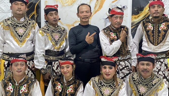 Meriahnya HUT RI ke-80 di Desa Rejoagung Tulungagung: Turnamen Voli Diiringi Penampilan Reog Kendang Legendaris