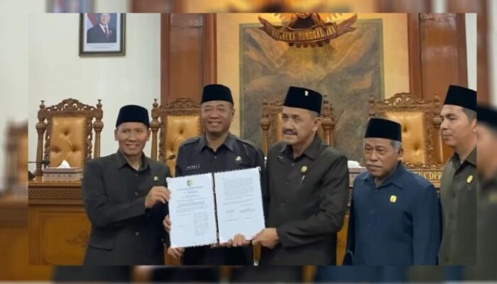 Fraksi PDIP Beri Peringatan Keras, RPJMD Tulungagung 2025-2029 Ditetapkan dengan Catatan Kritis