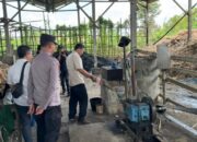Kobaran Api Lahap Limbah Tebu di Tulungagung, Petugas Damkar Turun Tangan