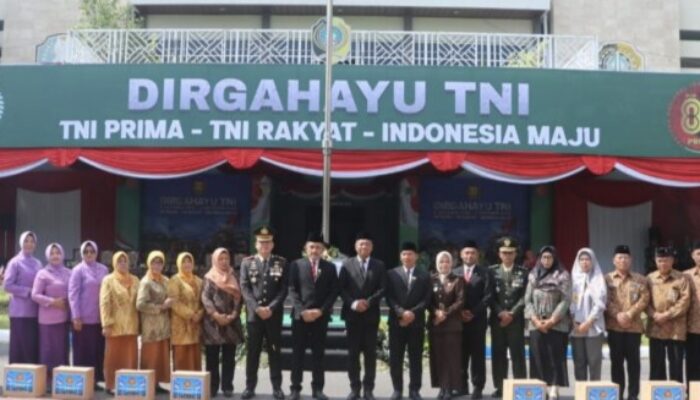 Lebih dari Upacara Militer: HUT ke-80 TNI di Tulungagung Jadi Panggung Apresiasi Nyata Pelayan Rakyat