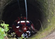 MISTERI SUMUR MAUT DI TULUNGAGUNG: Pria Depresi Ditemukan Tewas Tercebur, Evakuasi Dramatis Dari Kedalaman 15 Meter!