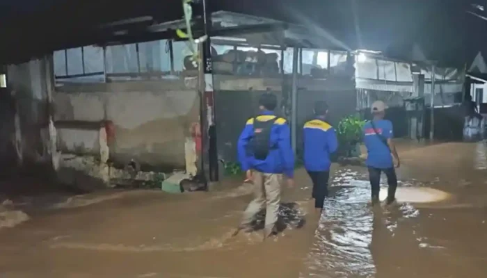 Banjir di Kediri Rendam 62 KK, BPBD Sebut Penyempitan Sungai sebagai Biang Keladi