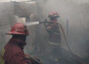 SISA API TUNGKU “MENYALA” LAGI: Dapur Warga Tulungagung Jadi Arang, Kerugian Puluhan Juta!