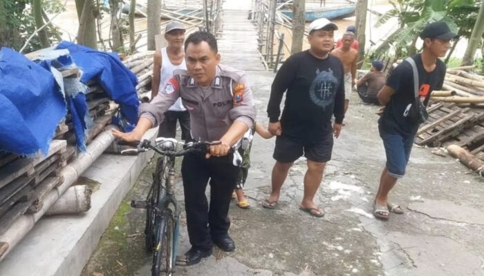 Tragedi di Brantas: Lansia 74 Tahun Asal Kediri dan Sepeda Terjun ke Sungai, Diduga Rem Blong