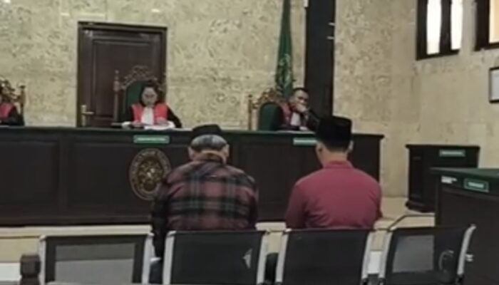 Sidang Pengeroyokan di PN Tulungagung Memanas: Pengacara Toni-Udin Tuding Visum Ganda Meragukan, Minta Kliennya Dibebaskan