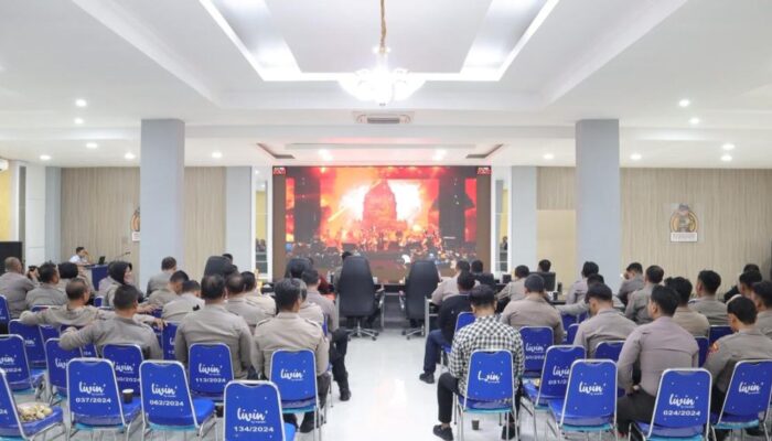 POLRES TULUNGAGUNG GELAR NOBAR KONSER ‘BANGGA MERDEKA’