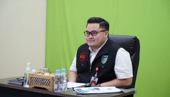 Tahun Baru Hening di Kediri: Mas Dhito Ganti Pesta Kembang Api dengan Doa Bersama