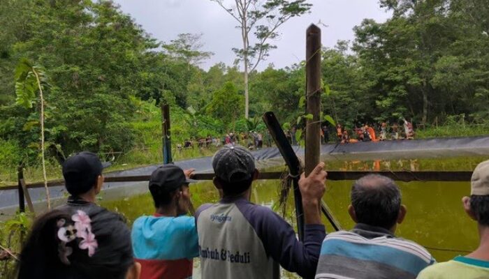 Pemancing Belia Tewas Tenggelam di Kolam Puring Gandusari Trenggalek