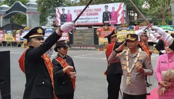 Satu Setengah Tahun yang Berkesan: AKBP Taat Resdi Pamit, AKBP Ihram Kustarto Resmi Nakhodai Polres Tulungagung
