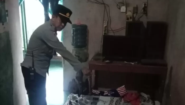 Tragis! Anak di Kunjang Kediri Tega Tusuk Ibu Kandung Hingga Kritis, Berakhir Serahkan Diri ke Polisi