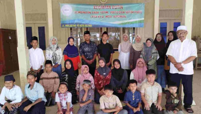 Bukan Sekadar Santunan! Di Pendopo Masjid Agung Blitar, Anak Yatim LKSA Kyai Raden M. Kasiman Dilatih Jadi Penulis hingga Pemimpin