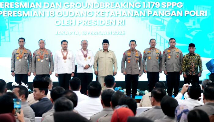 Presiden Prabowo Anugerahkan Bintang Jasa Dan Satyalancana Wira Karya Kepada Penggerak MBG Dan Rantai Pasok SPPG Polri
