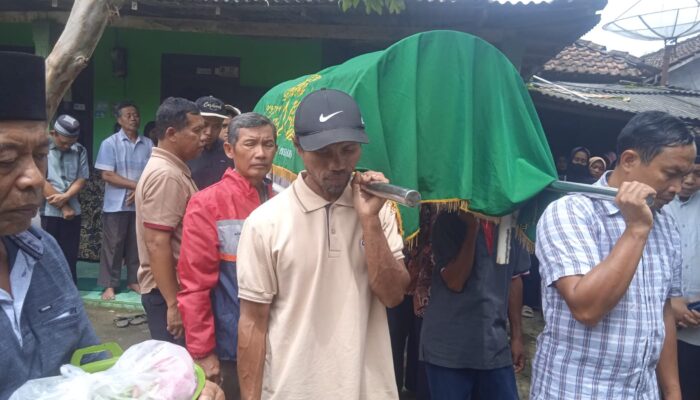 Tabrakan PCX vs Beat di Pagerwojo Tulungagung, Satu Pengendara Tewas di Tempat