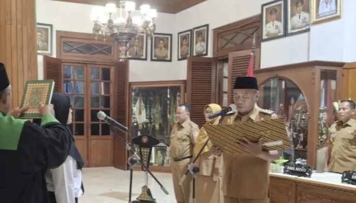 27 “Mesin” Baru Pelayanan Publik Tulungagung Dilantik, Bupati Larang Keras Budaya Formalitas