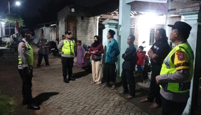 Aksi Teror Lempar Batu Hantui Warga Sukowiyono Tulungagung, Polisi Amankan Perempuan Pengamuk!