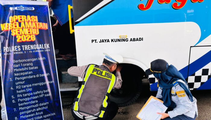 Stiker “Sakti” Operasi Semeru 2026: Jurus Jitu Polres Trenggalek Amankan Angkutan Umum