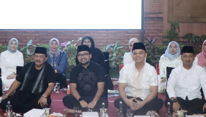 Lautan Massa di Alun-Alun Nganjuk! Kapolres Pantau Langsung Pengamanan Buka Bersama 10 Ribu Warga