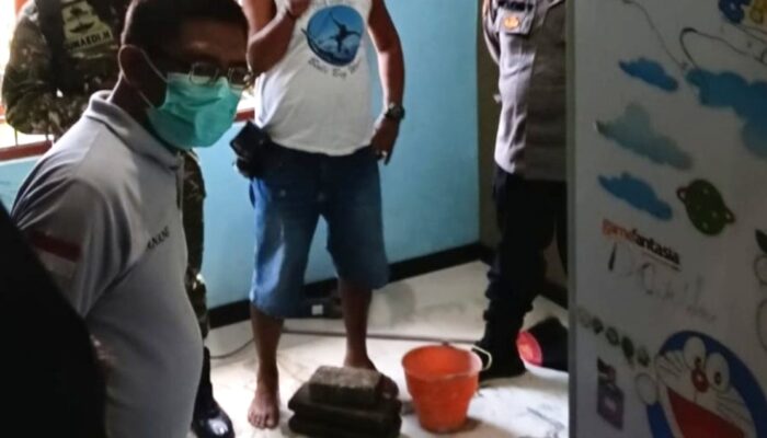 TRAGIS! Hendak Diajak Makan Siang, Tukang di Tulungagung Ditemukan Tewas Saat Pasang Keramik