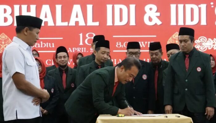 Usung Visi “Ayo Mengembara”, dr. Mundir Arif Resmi Nakhodai IDI Tulungagung Periode 2025–2028