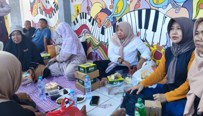 Jalinan Rasa di Balik Rindu: Halalbihalal SMKI dan SMSR Surabaya Sukses Obati Kerinduan Ratusan Alumni
