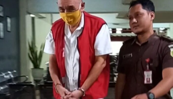 Jejak Buron Investasi Gula Rp10 Miliar: Kejari Surabaya Resmi Terbitkan DPO Mulia Wiryanto