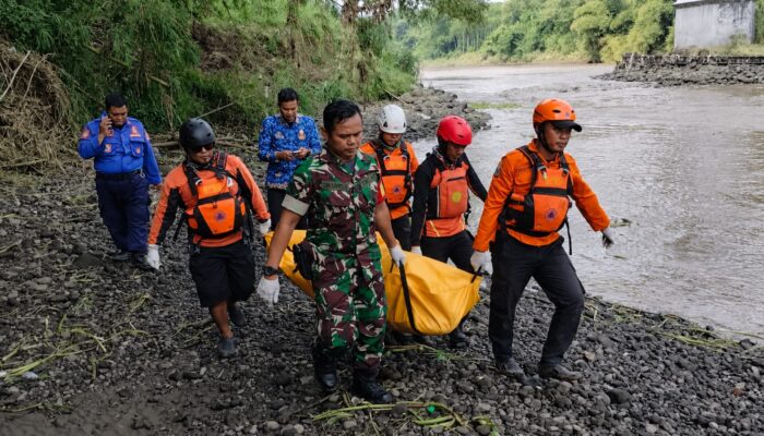 Jasad Warga Kesamben yang Hanyut di Sungai Brantas Ditemukan di Srengat Blitar