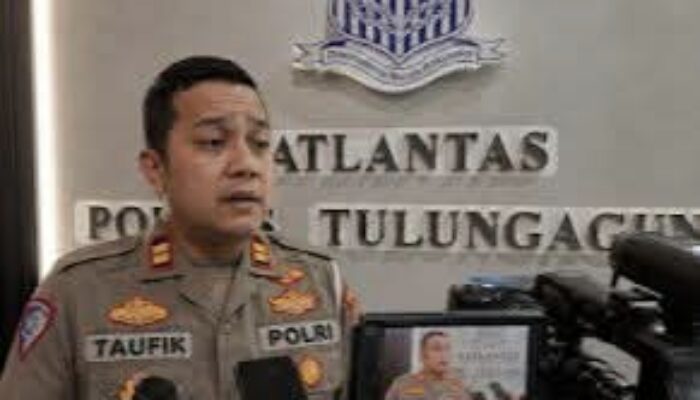 Tingkatkan Kepatuhan, Satlantas Polres Tulungagung Mulai Operasikan ETLE Handheld