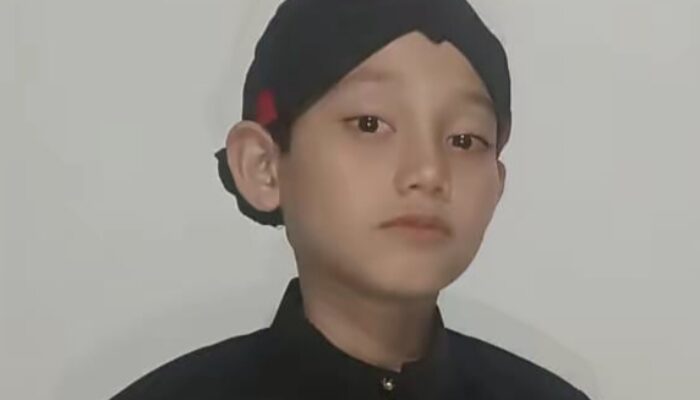 Tulungagung Bangga! Sean, Dalang Cilik SDN Suwaru yang Viral, Warisi Bakat Seni Sang Kakek