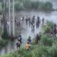 Momen Flushing Sungai Brantas, Ratusan Warga Serbu Kawasan Ngujang 2 Tulungagung untuk Berburu Ikan