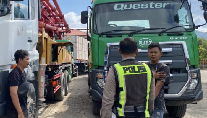 Tekan Laka, Satlantas Polres Trenggalek Edukasi Sopir Truk dan MPU