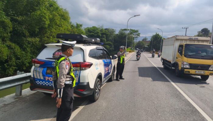 Libur Lebaran Kurban, 136 Personel Polres Trenggalek Kepung Pusat Keramaian di Bumi Menak Sopal