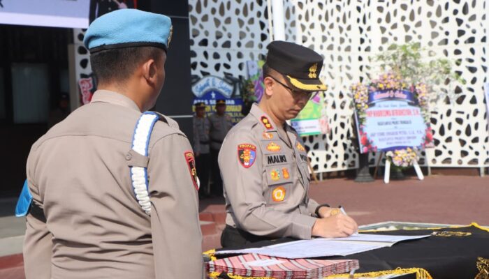 Gelar Sertijab, Kapolres Trenggalek Lantik Sejumlah Pejabat Utama dan Kapolsek Baru