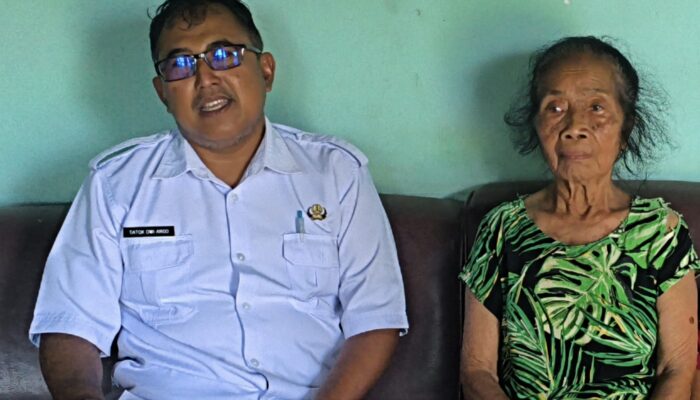 Nasib Tukini, Lansia 83 Tahun di Rejoagung Tulungagung yang ‘Dipaksa’ Sejahtera oleh Data Desil Bansos