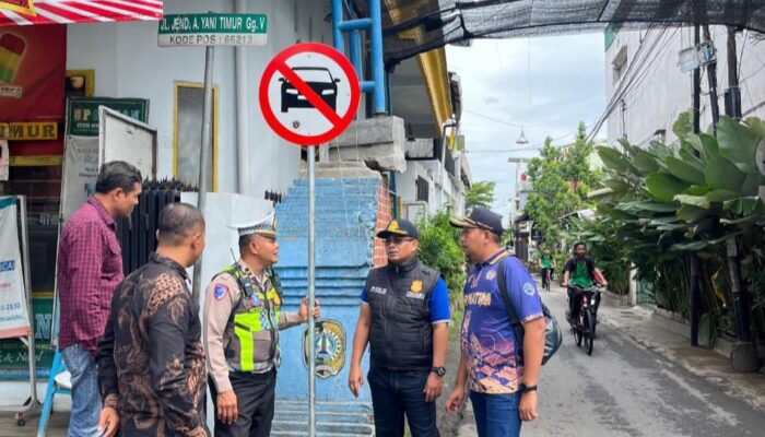 Resmi Berlaku! Aturan One Way Roda 4 di Gang 5 Kampungdalem Tulungagung, Melanggar Bakal Ditilang