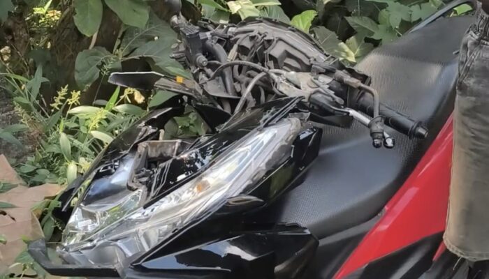 Pengendara Motor Asal Tulungagung Luka Parah Usai Tabrak Truk di Mojo Kediri