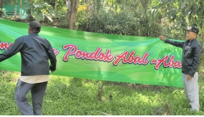 Sebut Tak Berizin dan Abal-Abal, Kelompok Tani Segel Yayasan Pesantren Mukmin Mandiri 2 Tulungagung