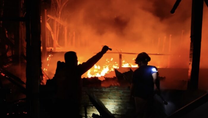 Kandang Ayam di Gondang Tulungagung Ludes Terbakar, 7 Ribu Ekor Ayam Mati Terpanggang