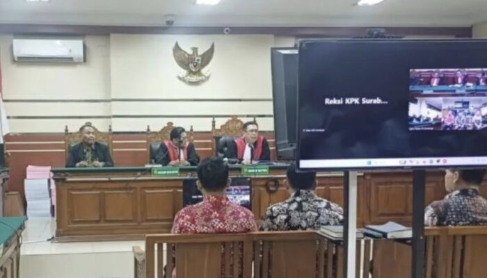 Dukungan Tangis Diwarnai Vonis 6,5 Tahun Penjara untuk Bupati Ponorogo Nonaktif Sugiri Sancoko