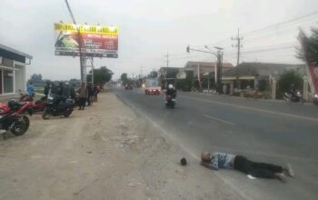 Kecelakaan di Jalan Raya Ngantru, Pejalan Kaki Dilarikan ke RSUD Dr. Iskak