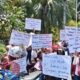 Ratusan Pedagang Pasar Tradisional di Kediri Ngluruk ke Balai Kota, Tuntut Pelonggaran Retribusi hingga Transparansi