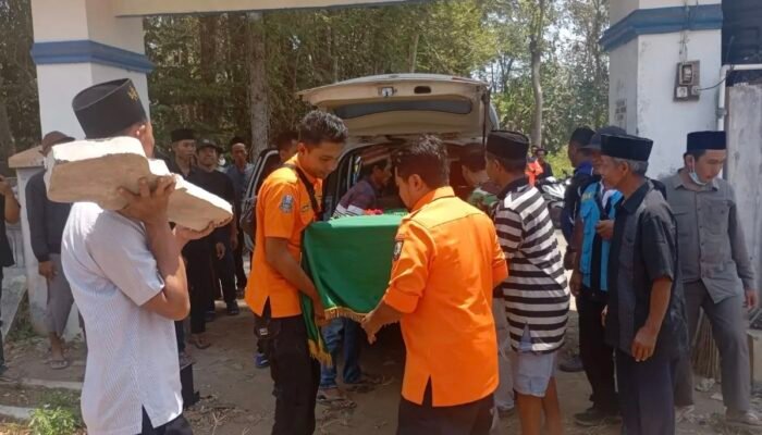 Jenazah Korban KMP Virgo Transport 8 Asal Jember Berhasil Diidentifikasi dan Dipulangkan ke Rumah Duka