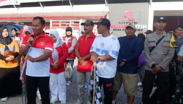 Wujudkan Warga Guyub dan Rukun, Pemdes Sobontoro Tulungagung Sukses Gelar Jalan Sehat Ceria